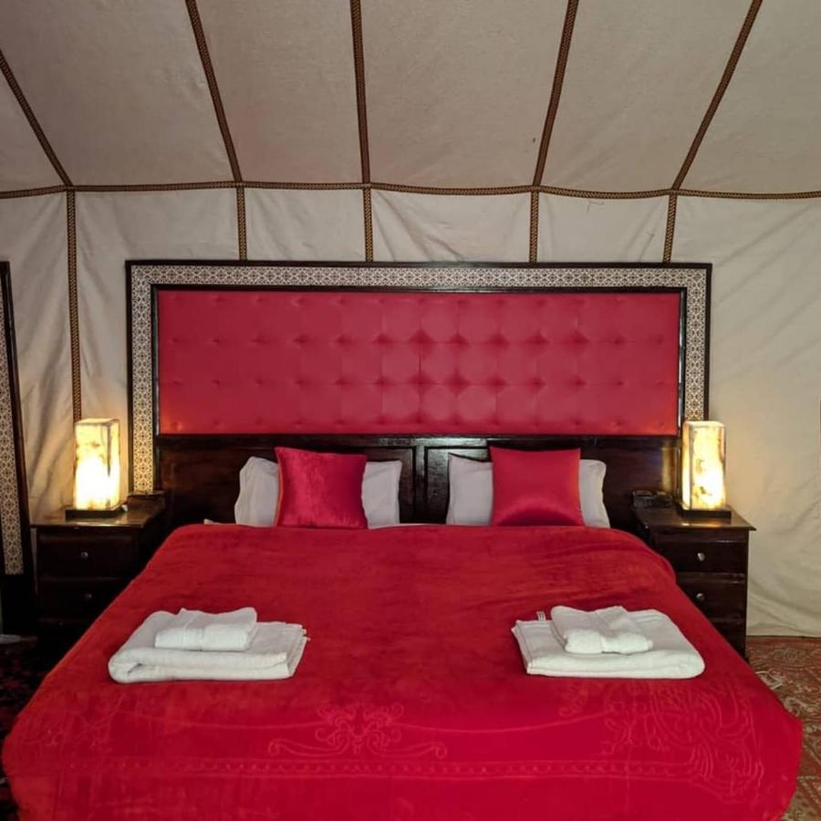 Fabulous Luxury Camp 호텔 메르주가 외부 사진