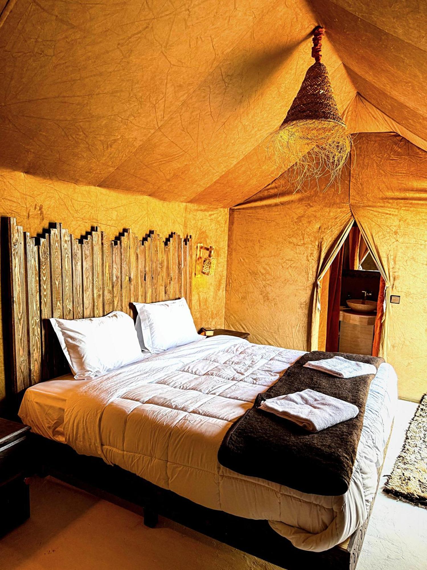 Fabulous Luxury Camp 호텔 메르주가 외부 사진
